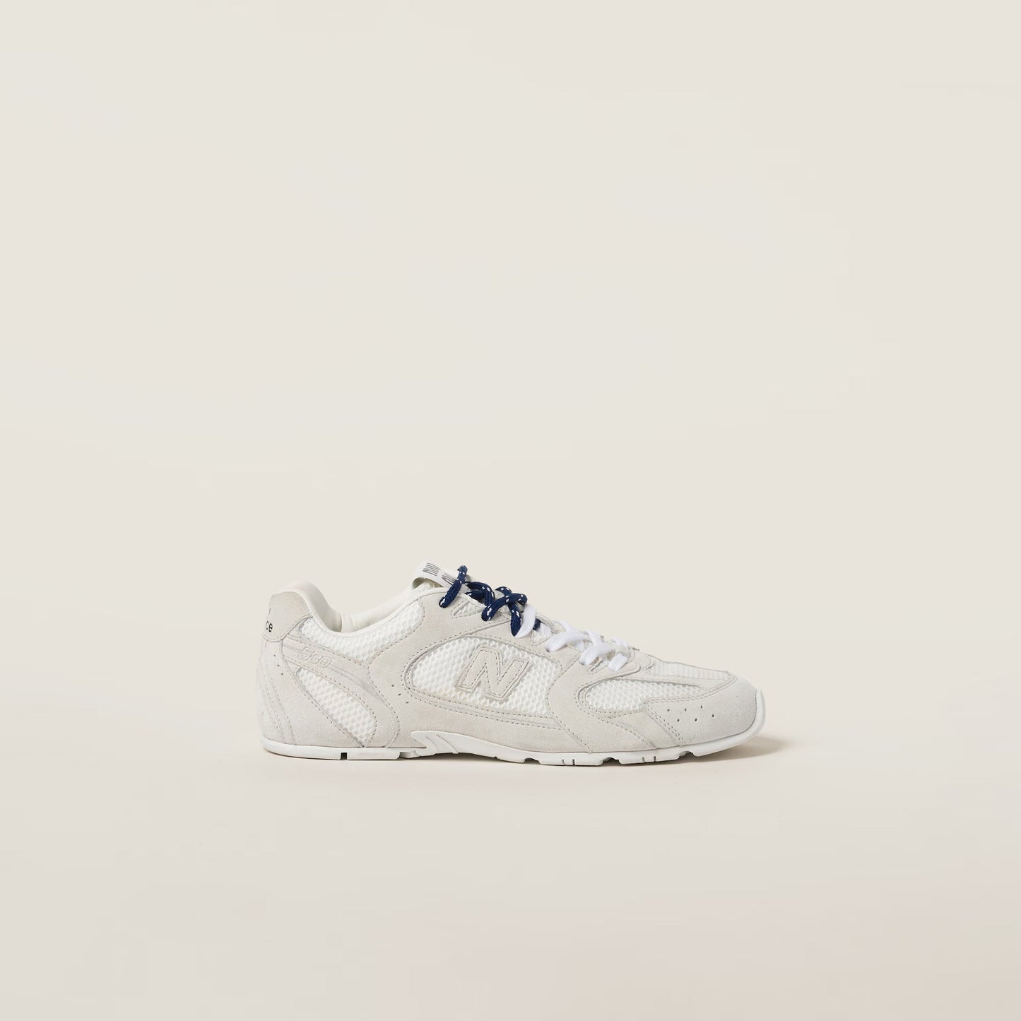 530 SL Runner – Suede and Mesh White Edition